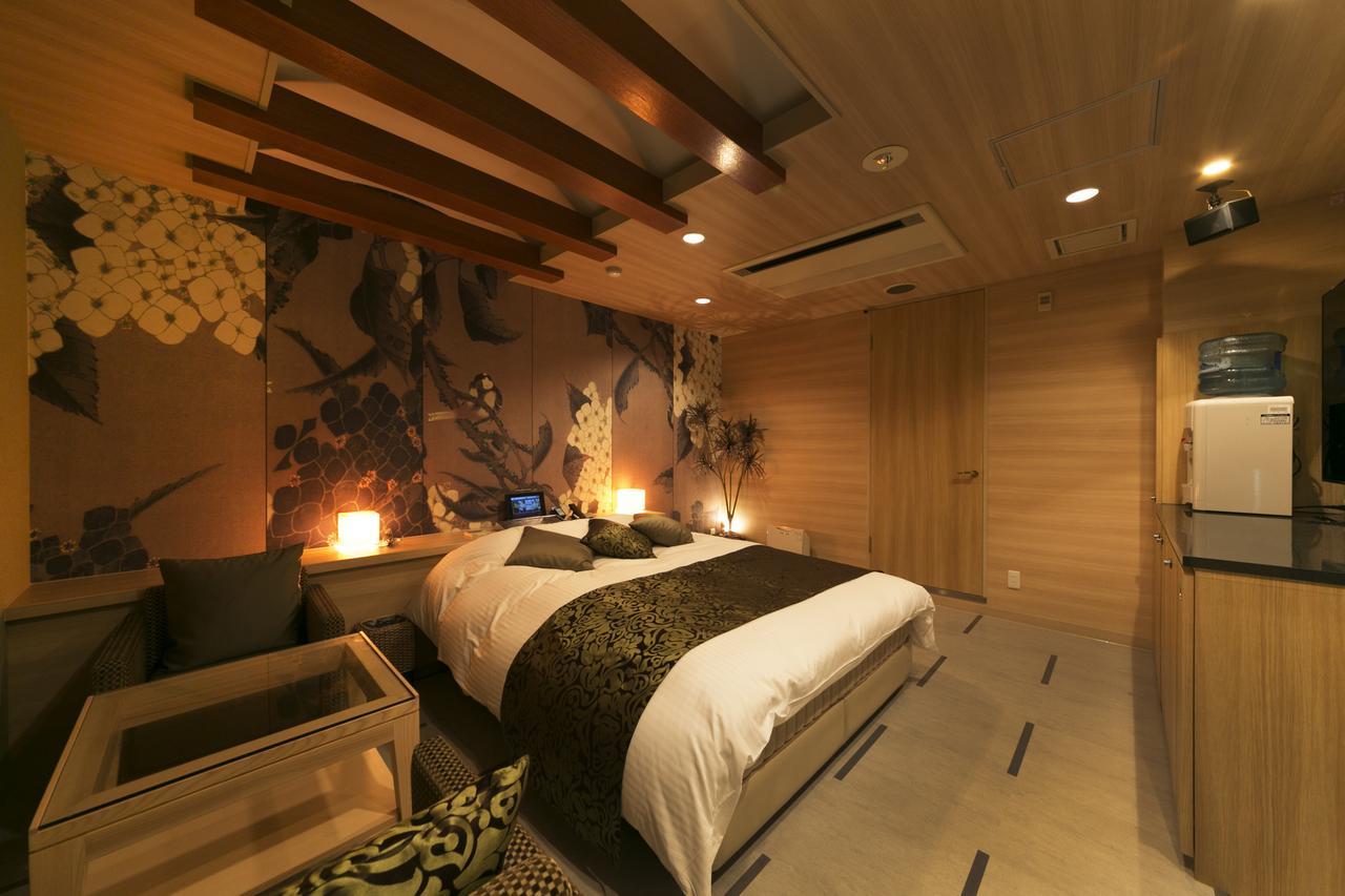 Hotel Lotus Kobe (Adults Only) Eksteriør bilde
